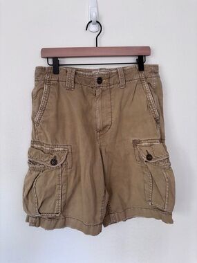 AE Vtg American eagle men’s Y2K Cargo Shorts in Khaki - Casual Utility Style
